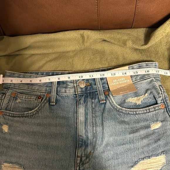 NWT Madewell Denim Relaxed Denim Shorts - Picture 10 of 10